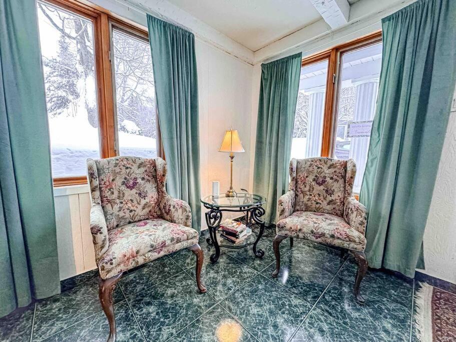 Maison Du Lac Avec Plage, Embarcations, Billard Et Spa Prive Saint-Donat-de-Montcalm Exteriér fotografie