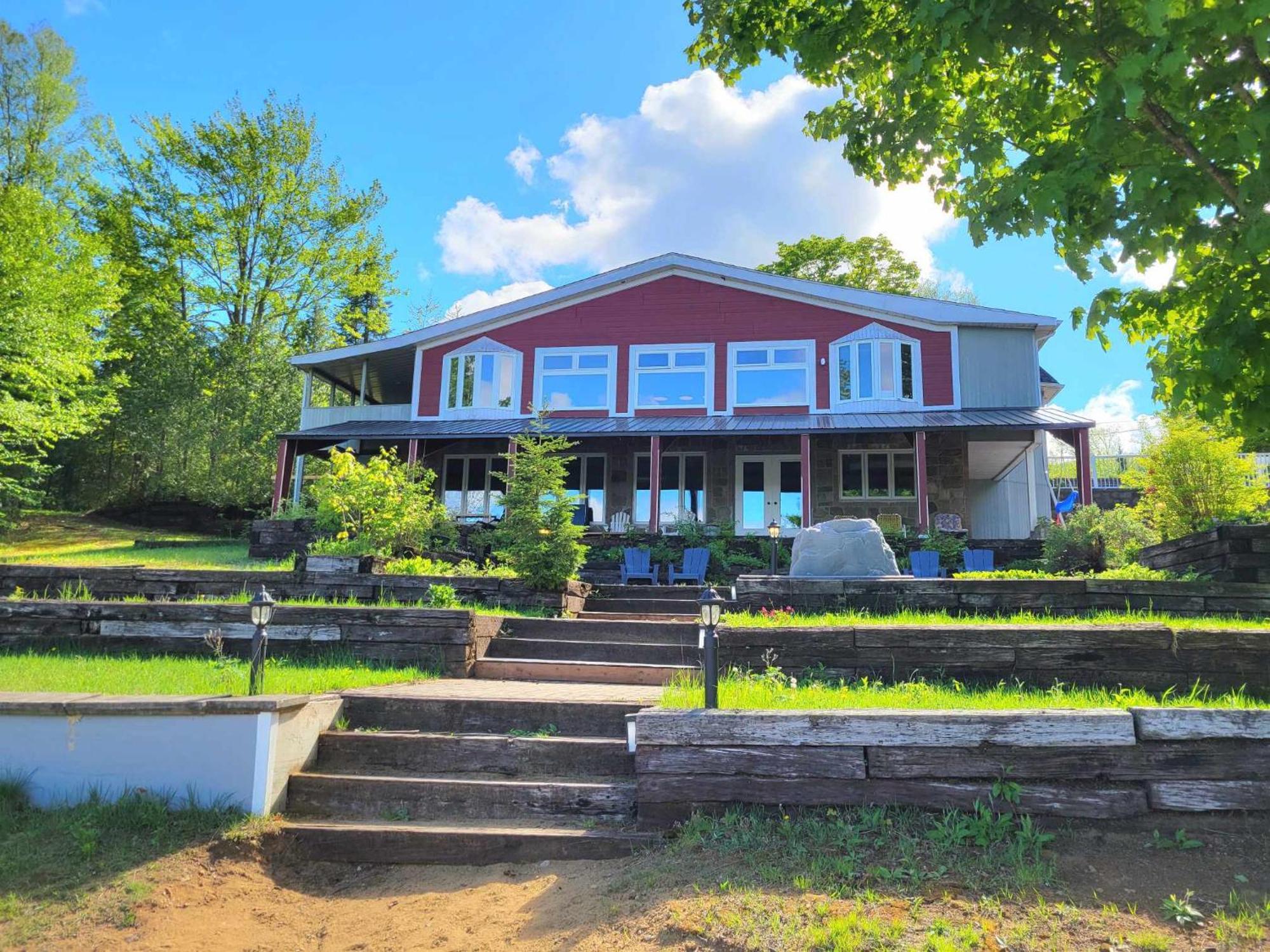 Maison Du Lac Avec Plage, Embarcations, Billard Et Spa Prive Saint-Donat-de-Montcalm Exteriér fotografie